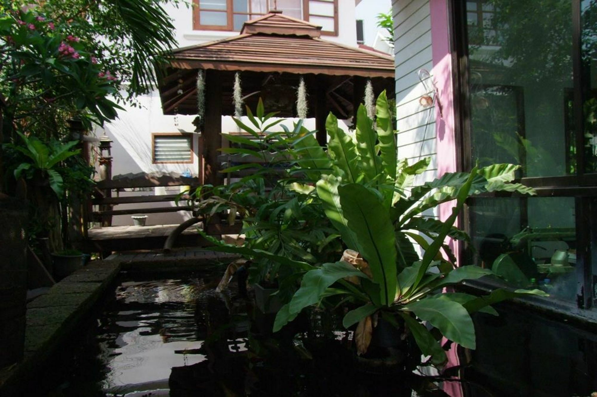 Naifun Bb House Hotel Bangkok Buitenkant foto